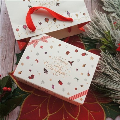 Jõulude kinkekasti pakend
